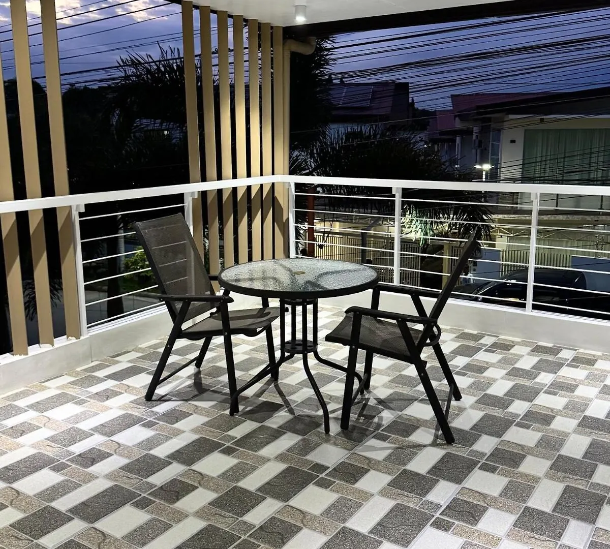 Stylish Stay At Aspen Heights, Davao City